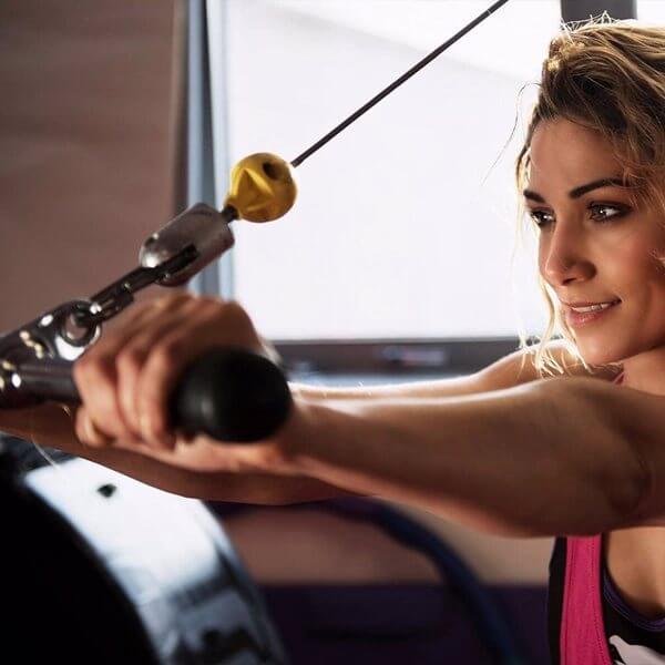 Multi-Functional Fitness Handlebars – Adjustable Pull-Down & Squat Rack